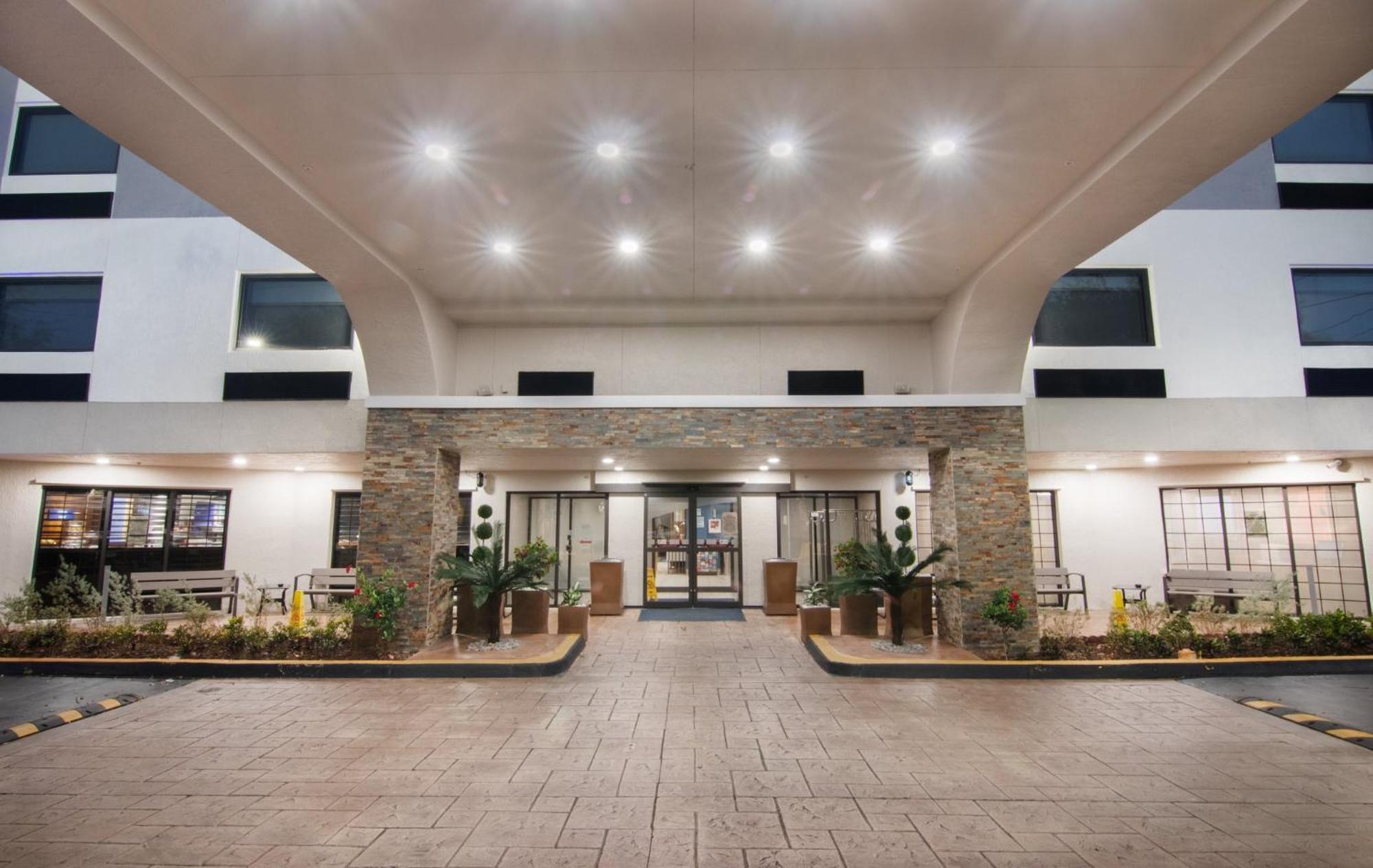 Holiday Inn Express And Suites Fort Lauderdale Airport West By Ihg Davie Kültér fotó