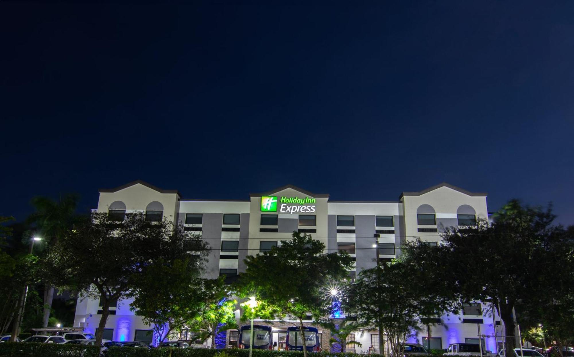 Holiday Inn Express And Suites Fort Lauderdale Airport West By Ihg Davie Kültér fotó