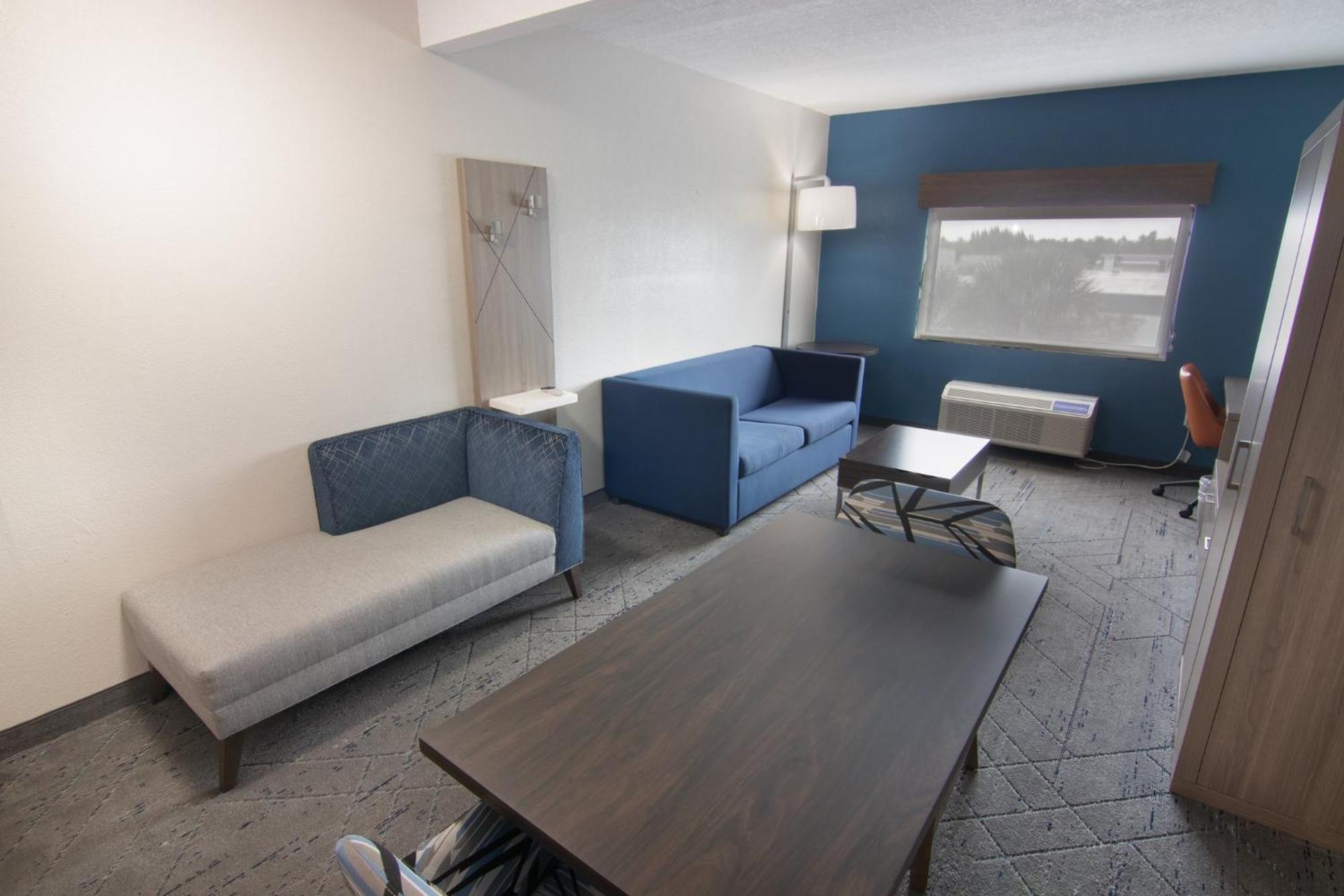 Holiday Inn Express And Suites Fort Lauderdale Airport West By Ihg Davie Kültér fotó