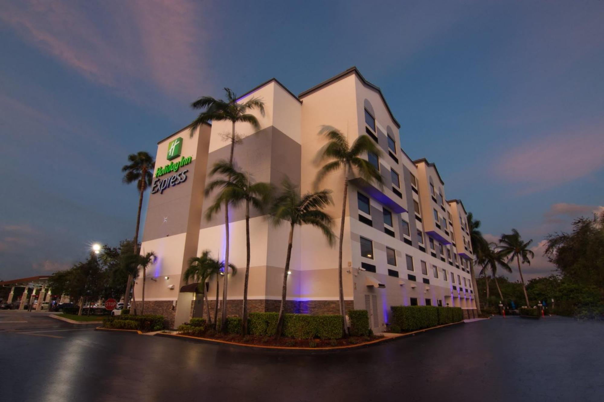 Holiday Inn Express And Suites Fort Lauderdale Airport West By Ihg Davie Kültér fotó