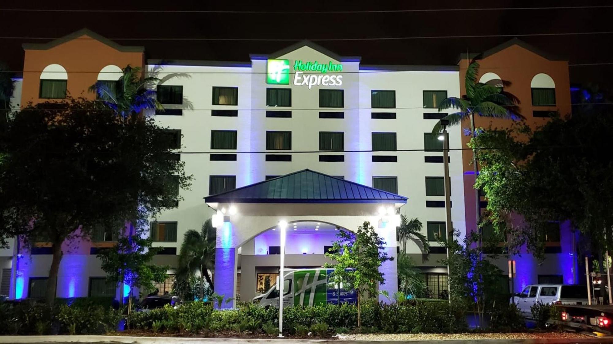 Holiday Inn Express And Suites Fort Lauderdale Airport West By Ihg Davie Kültér fotó